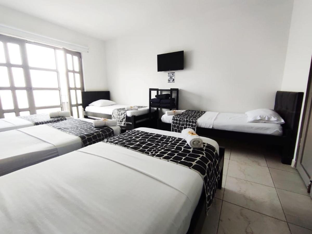 Hotel Fermin 圣罗莎德卡瓦尔 外观 照片