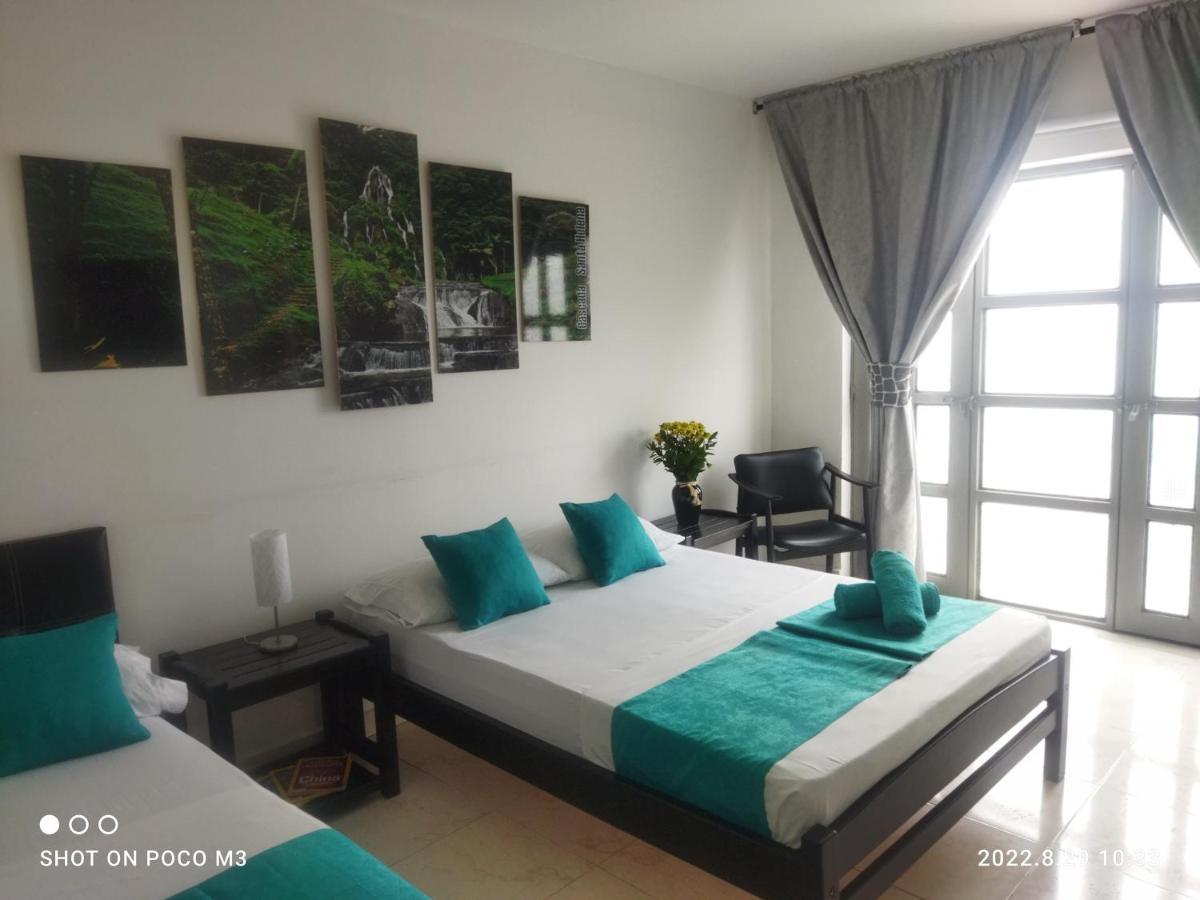 Hotel Fermin 圣罗莎德卡瓦尔 外观 照片